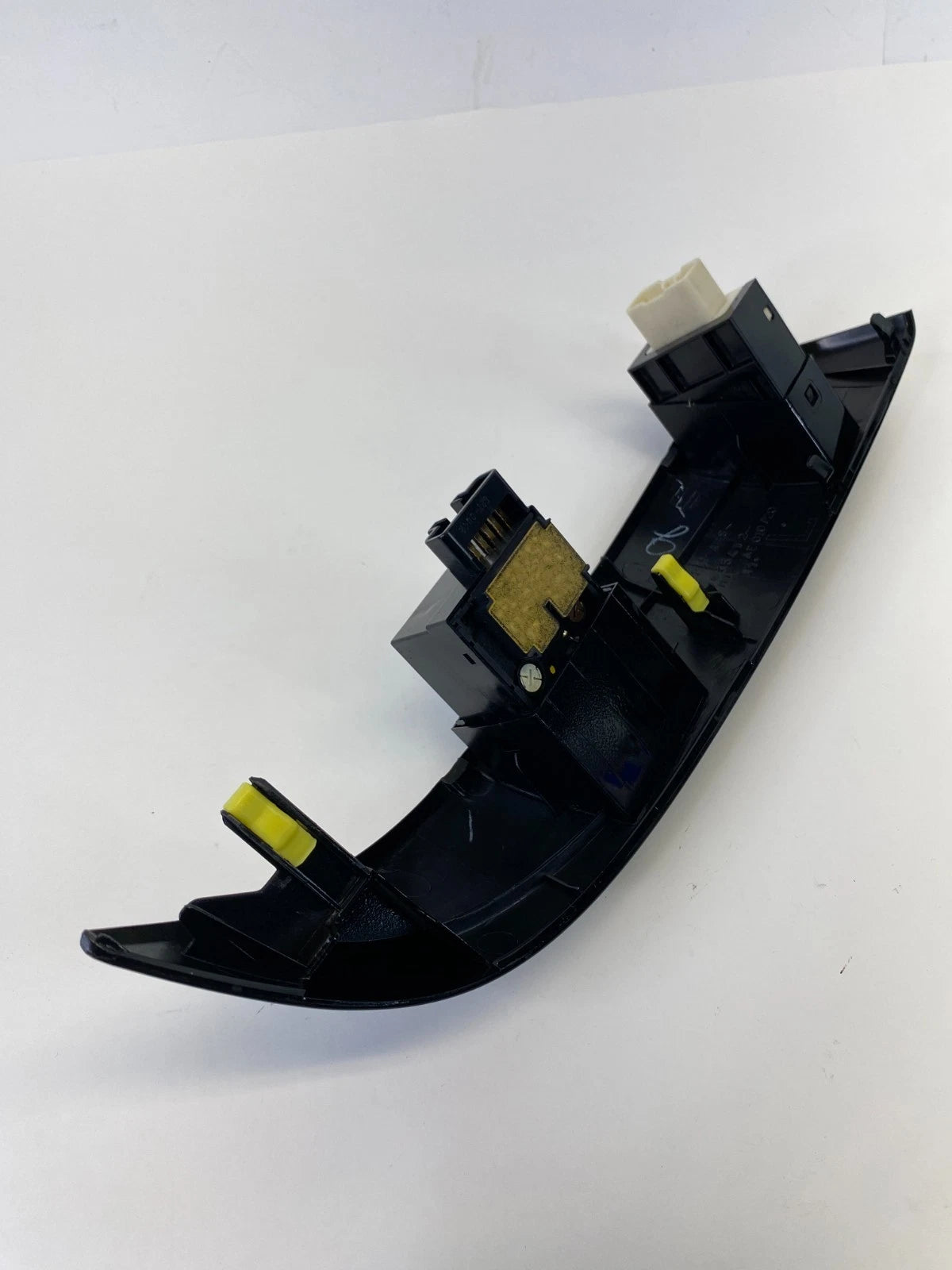 04 05 TOYOTA SIENNA DASH HAZARD DEFROST LEFT W/TRIM BEZEL SWITCHES 55412AE01 OEM