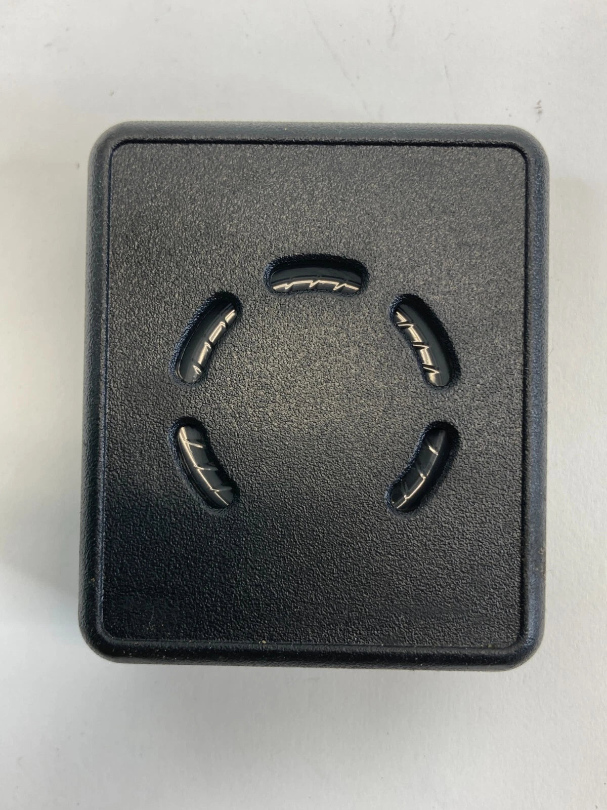 GM SOUND SYSTEM RECEIVER WIRING INTERFACE CONNECTOR 1543297E23