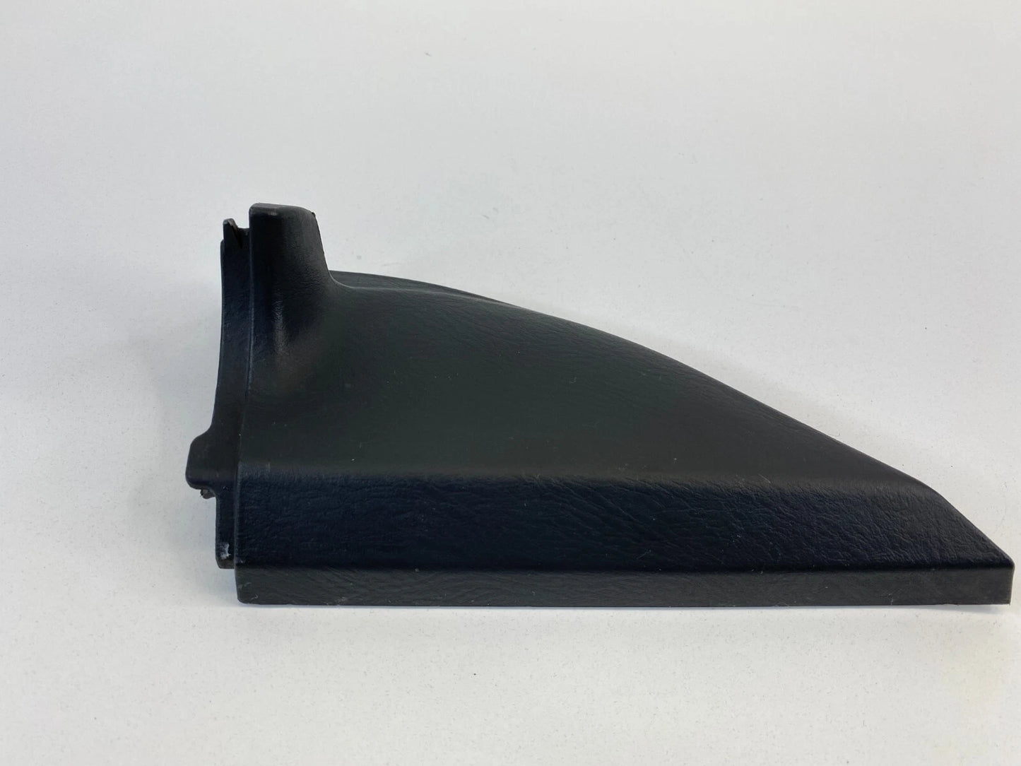 2003-2005 HONDA PILOT FRONT RIGHT PASSENGER SIDE INNER MIRROR CORNER COVER TRIM