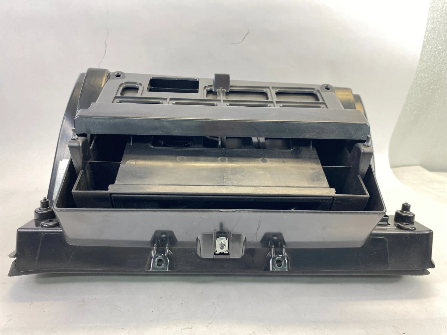 2009-2017 VW VOLKSWAGEN CC GLOVE BOX STORAGE COMPARTMENT LID 3C1857114C OEM