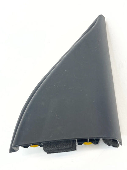 2006-2011 Hyundai Accent Front Right Side Door Inner Mirror Corner Cover Trim