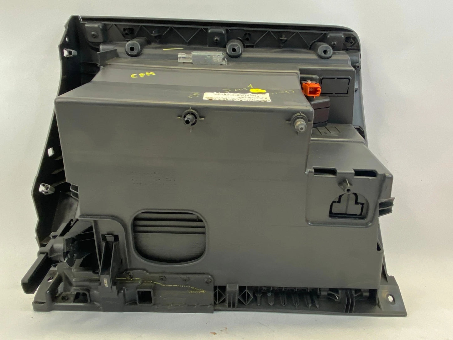 2010-2014 VOLKSWAGEN JETTA DASHBOARD GLOVE BOX COMPARTMENT STORAGE OEM 5C7857101