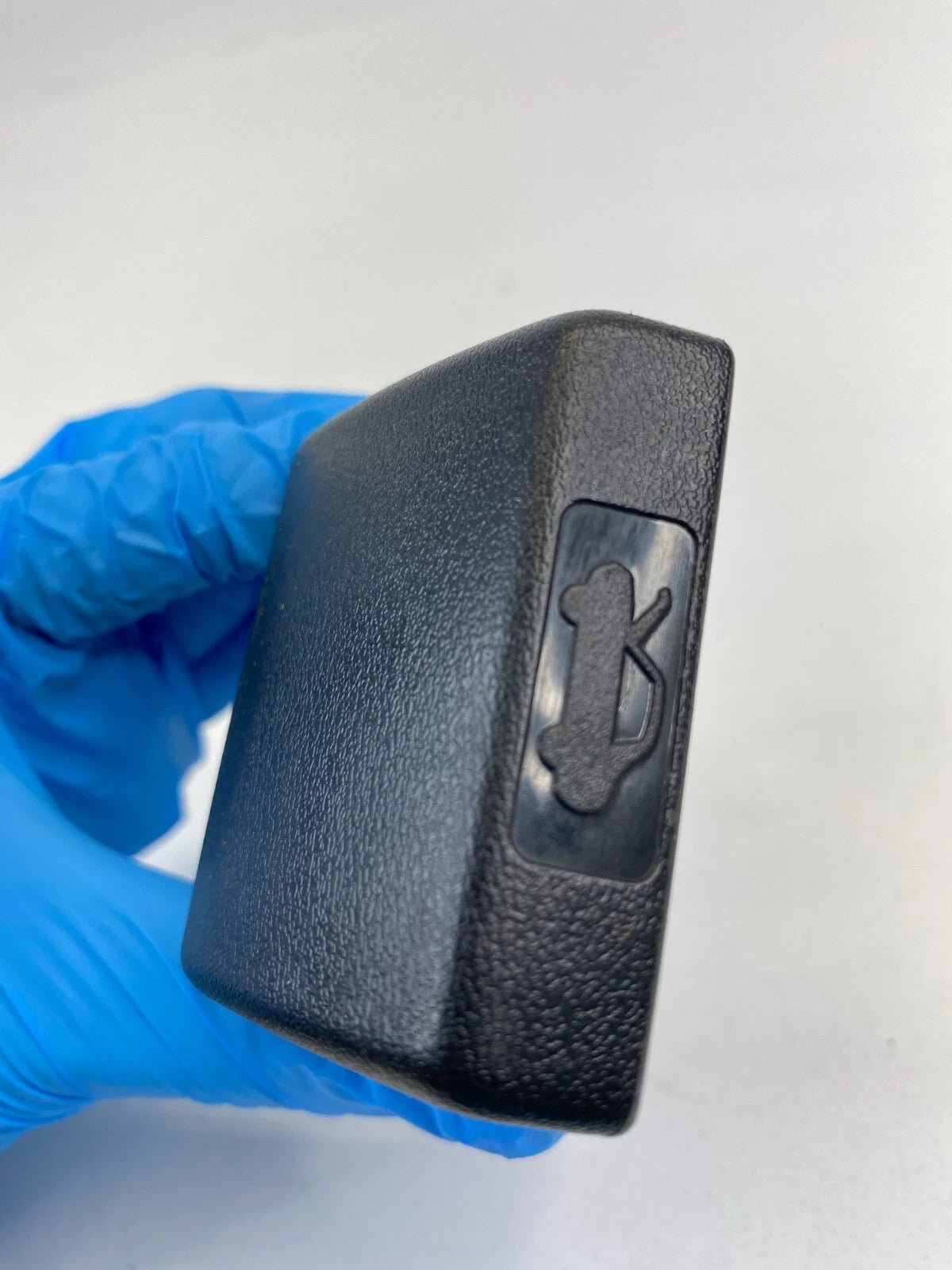 2008-2013 Infiniti G37x Sedan 4-DR Hood Pull Handle Release Opener Assembly OEM