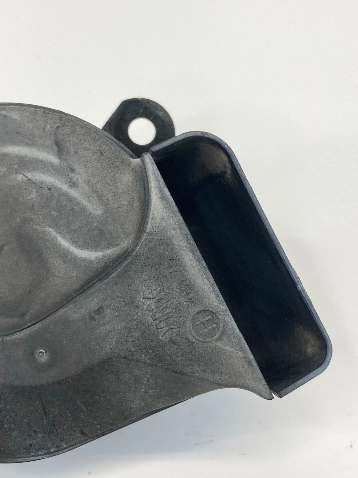 1998 99 00 01 2002 MERCEDES-BENZ E430 HORN SIGNAL ALARM NOTE E349042 OEM