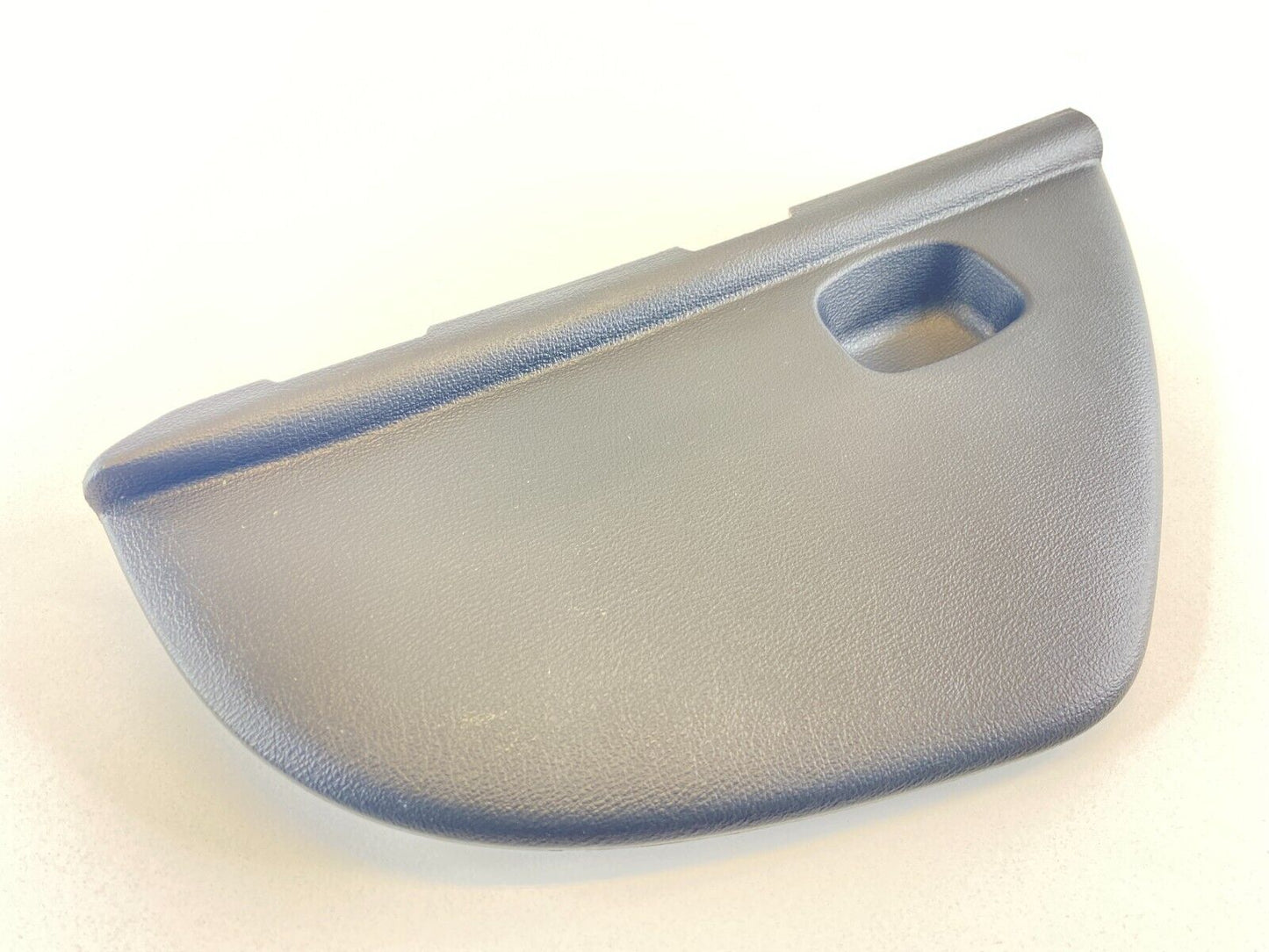 2006-2010 Hyundai Elantra Sedan Dash Right Side End Cap Cover 84718-2H000 OEM