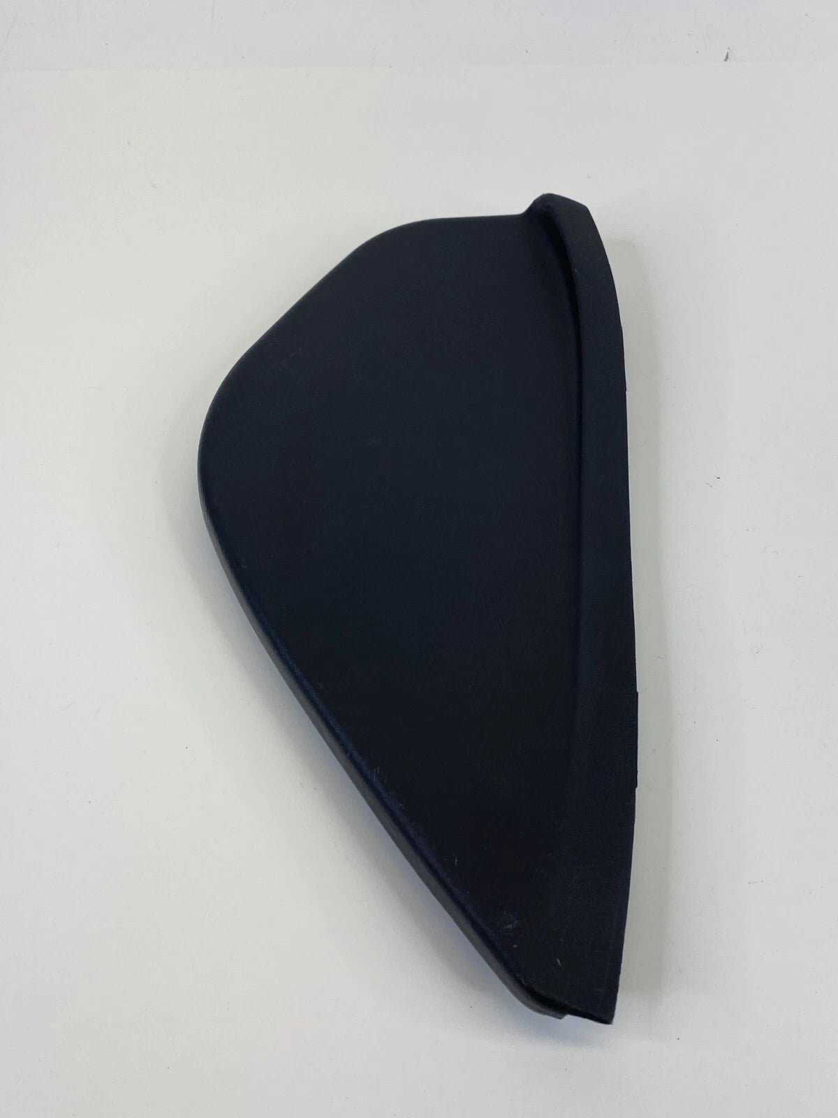 2004-2006 HYUNDAI ELANTRA RIGHT PASSENGER SIDE DASH END CAP TRIM 84768-2D000 OEM