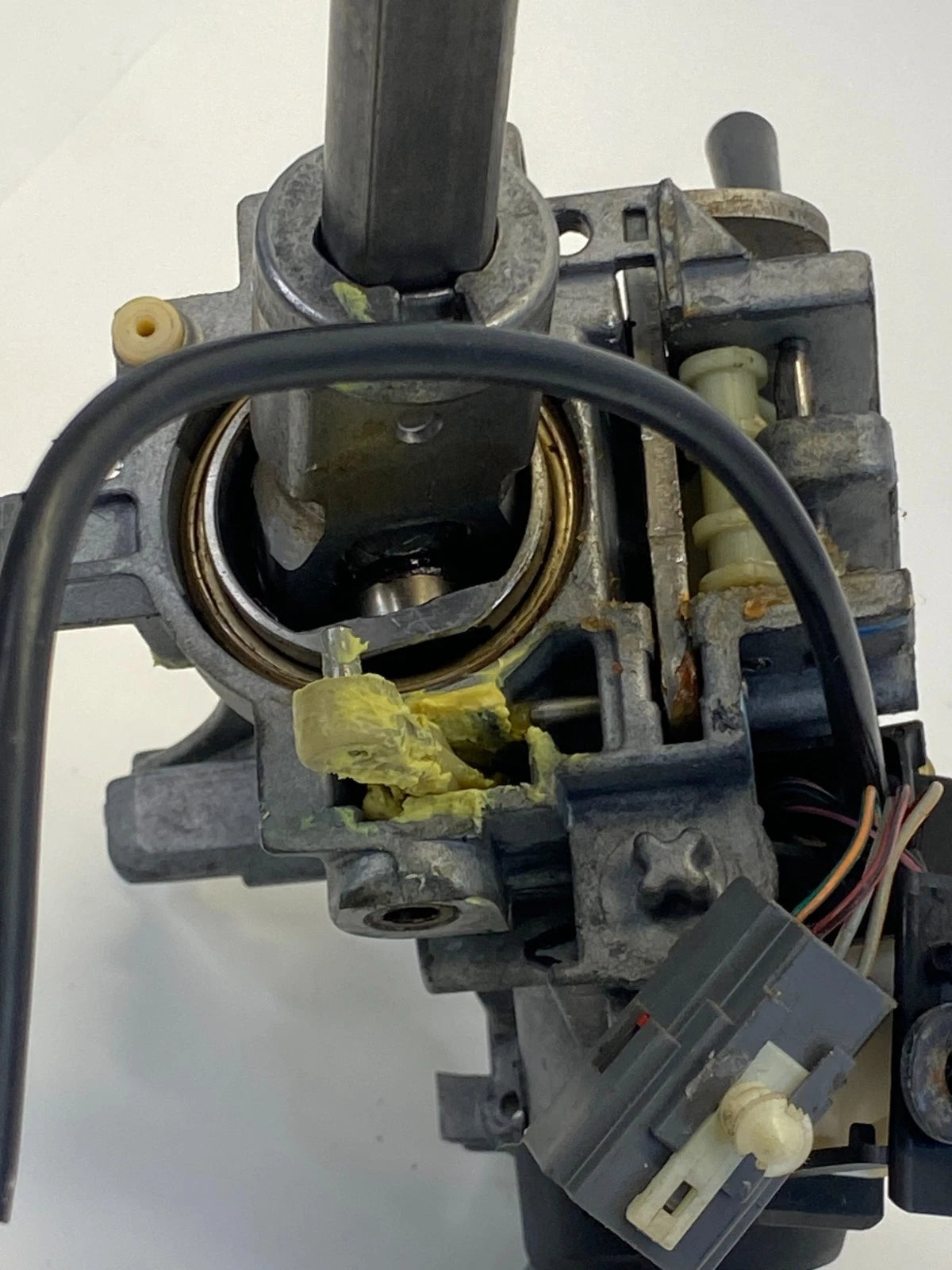03-04 LINCOLN TOWN CAR AUTO TRANS STEERING COLUMN SHAFT IGNITION LOCK & KEY OEM