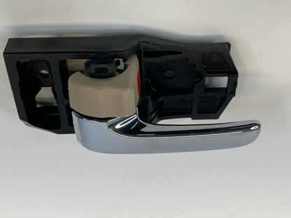 2001-2007 Toyota Highlander Front Left Driver Side Interior Inner Door Handle