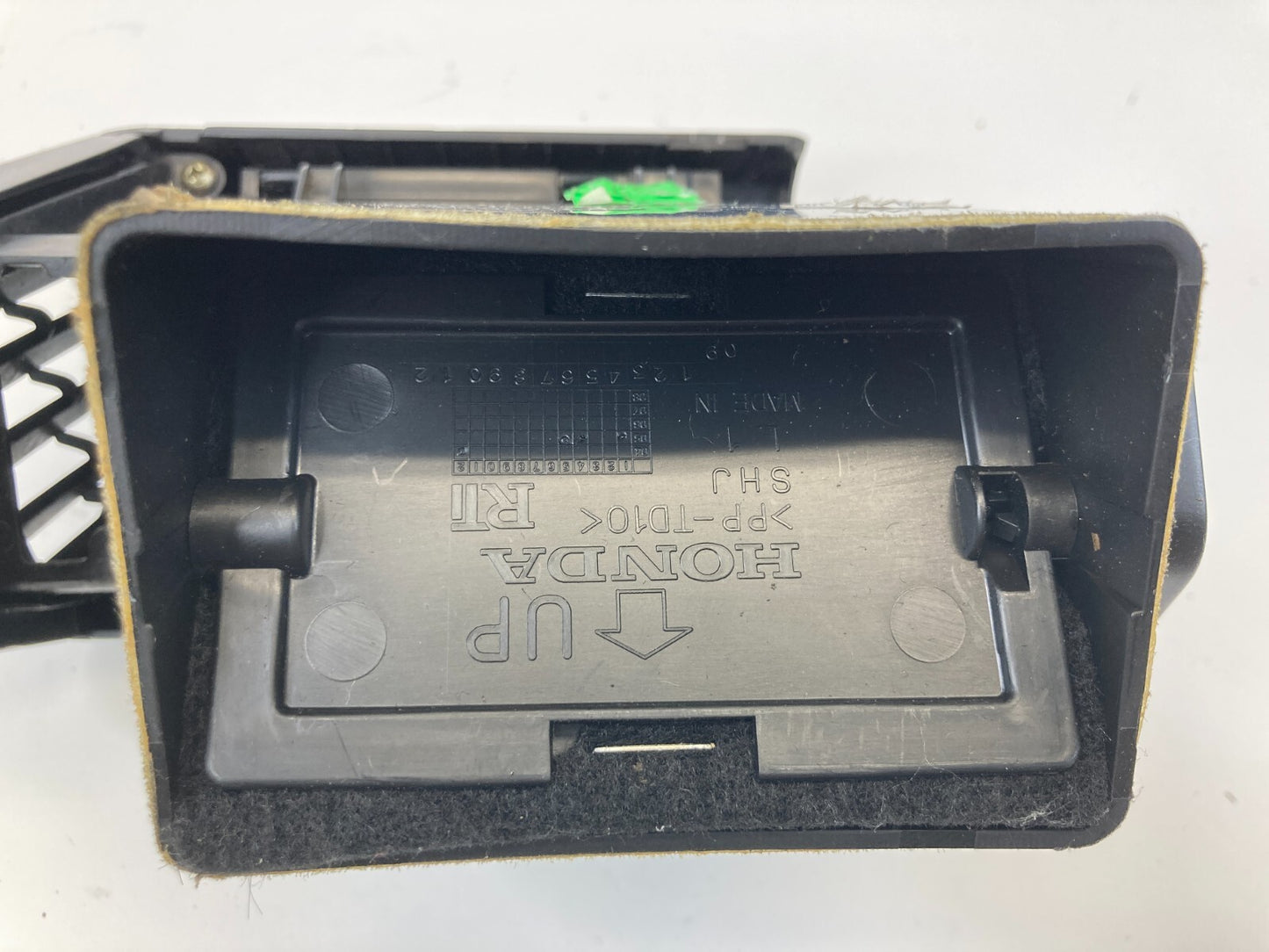 2005-2010 Honda Odyssey Dash Left AC Air Vent Grille Outlet 77620-SHJ-A0-21 OEM