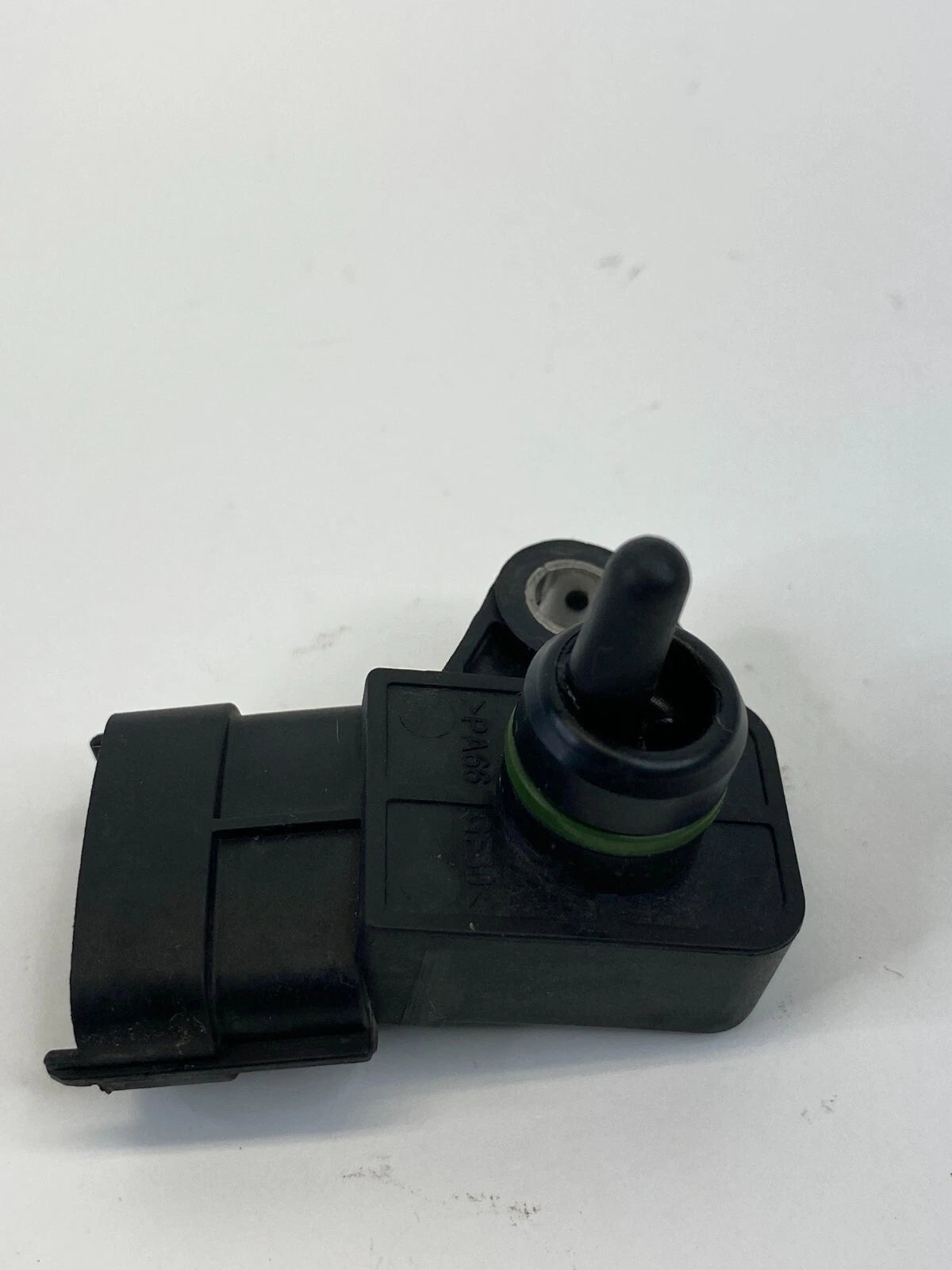 10 11 12 13 14 15 HYUNDAI TUCSON MANIFOLD PRESSURE MAP SENSOR 39300-2B000 OEM