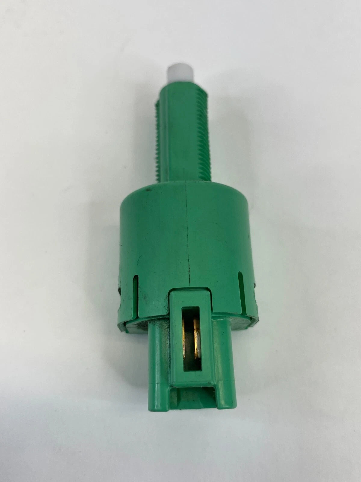 2010-2013 TOYOTA PRIUS 2012-2015 TOYOTA PRIUS V BRAKE LIGHT CONTROL SWITCH OEM