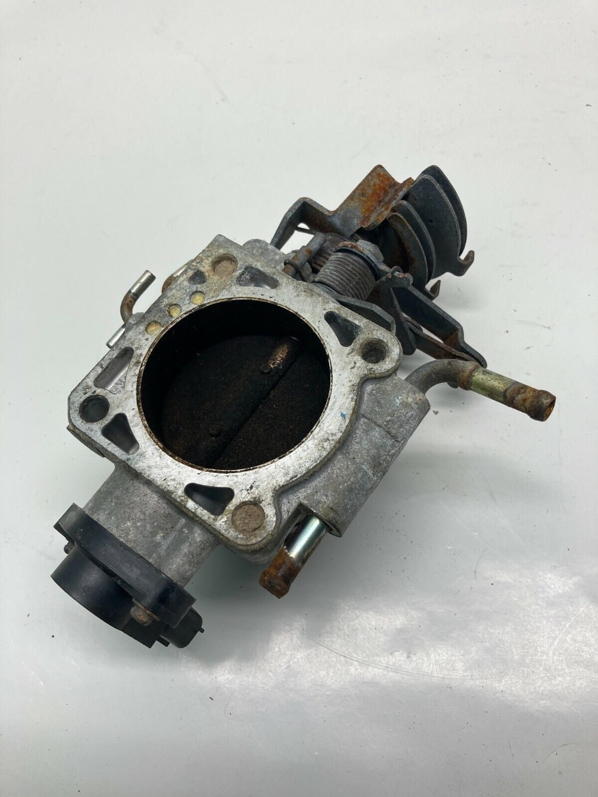 2006 2007 2008 2009 2010 VW Passat 2.0L L4 Throttle Body Valve Assembly OEM