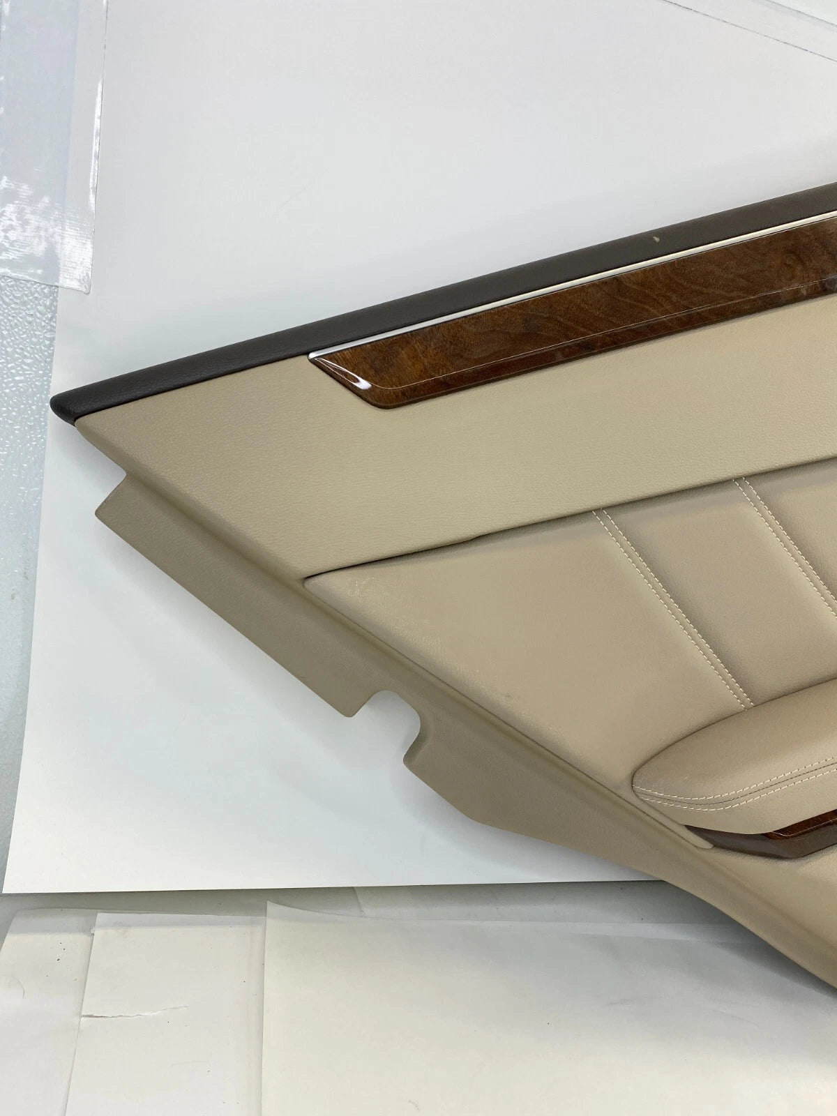 2006-2016 MERCEDES-BENZ E350 REAR LEFT SIDE INTERIOR DOOR PANEL W/ WINDOW SWITCH