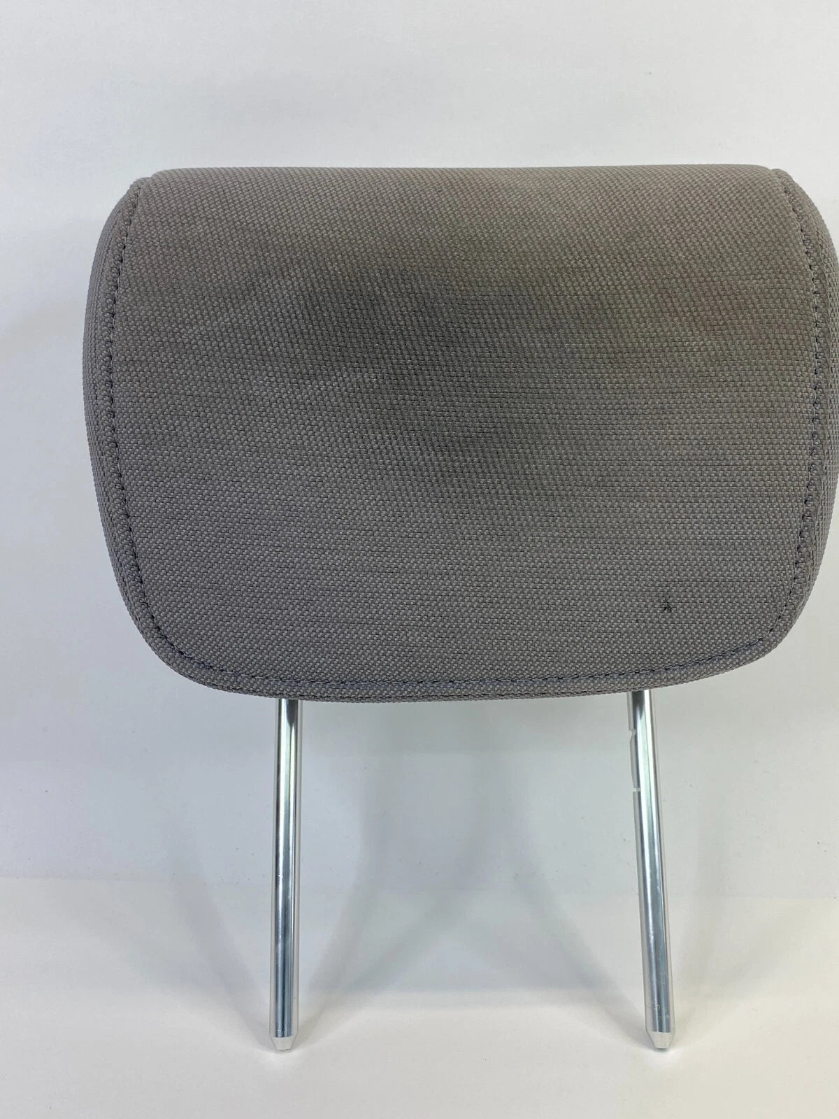 2006-2011 HYUNDAI ACCENT FRONT RIGHT PASSENGER SIDE SEAT HEADREST HEAD REST OEM