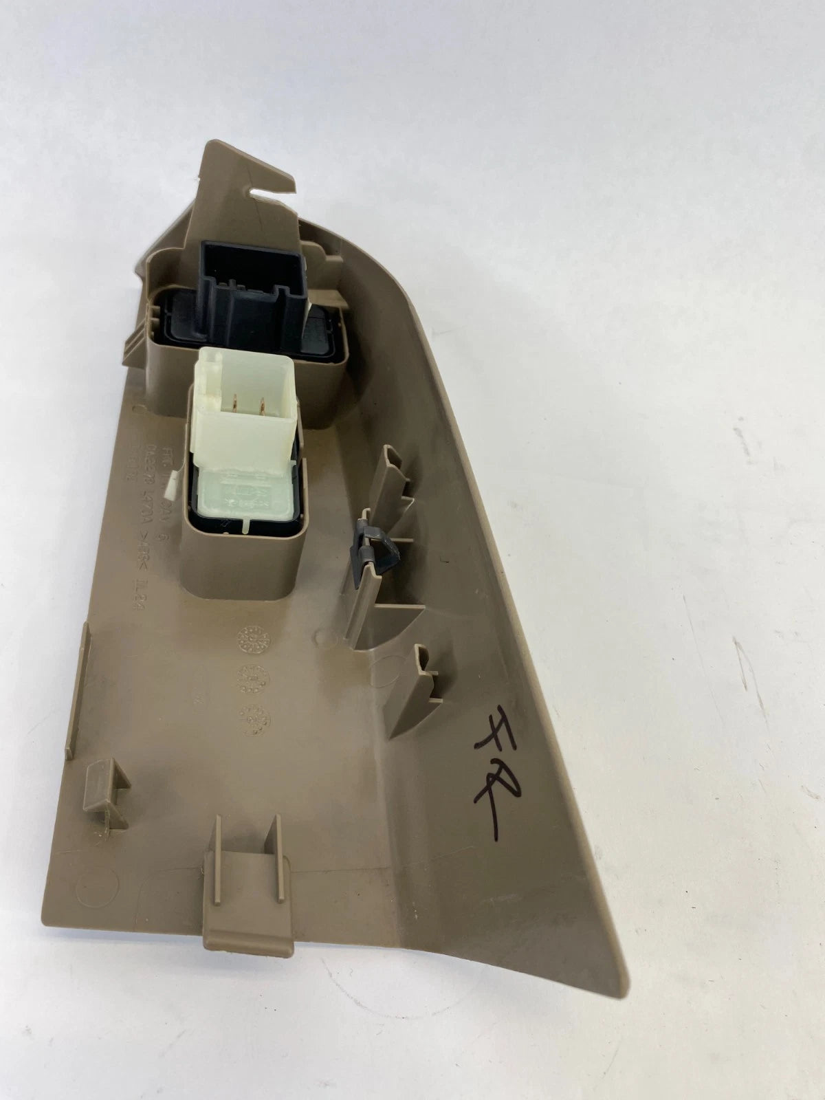 2002-2005 FORD EXPLORER FRONT RIGHT SIDE DOOR POWER WINDOW SWITCH W / BEZEL OEM