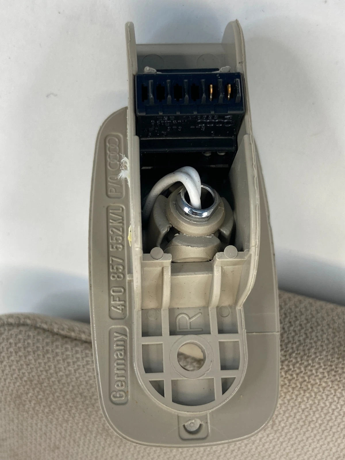 2005-2011 AUDI A6 SEDAN RIGHT PASSENGER SUNVISOR ASSEMBLY UNIT OEM 4F0-857-552K