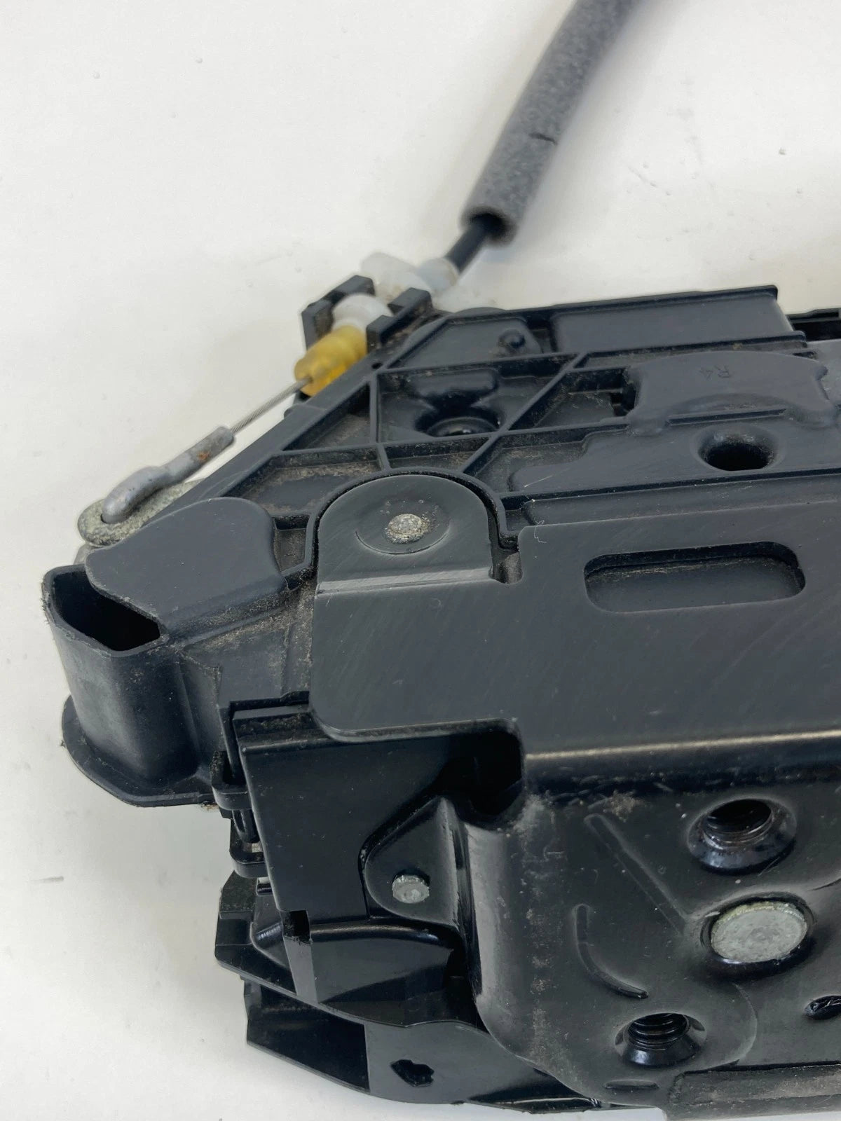 2012-2014 VW PASSAT REAR RIGHT SIDE DOOR LOCK LATCH ACTUATOR MECHANISM 5K4839016