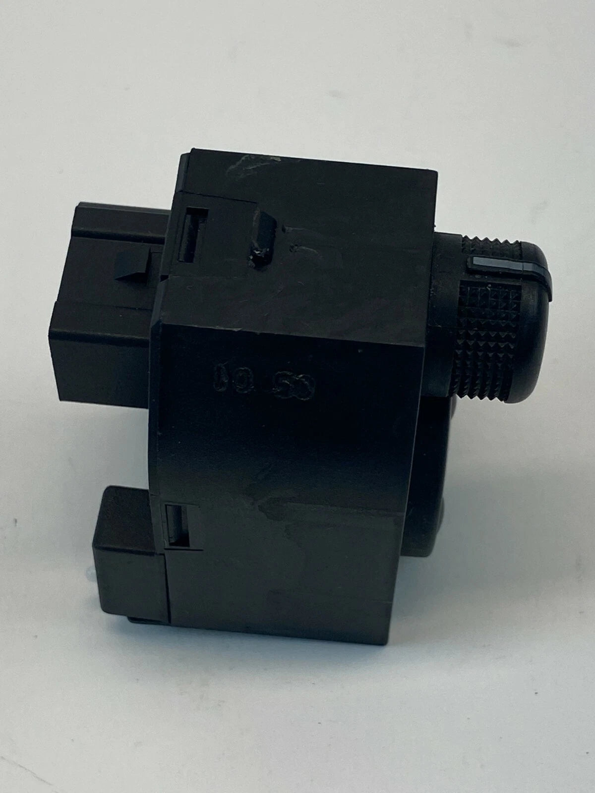 1996-2001 AUDI A4 A4 QUATTRO POWER MIRROR CONTROL SWITCH BUTTON 8D0959565A OEM