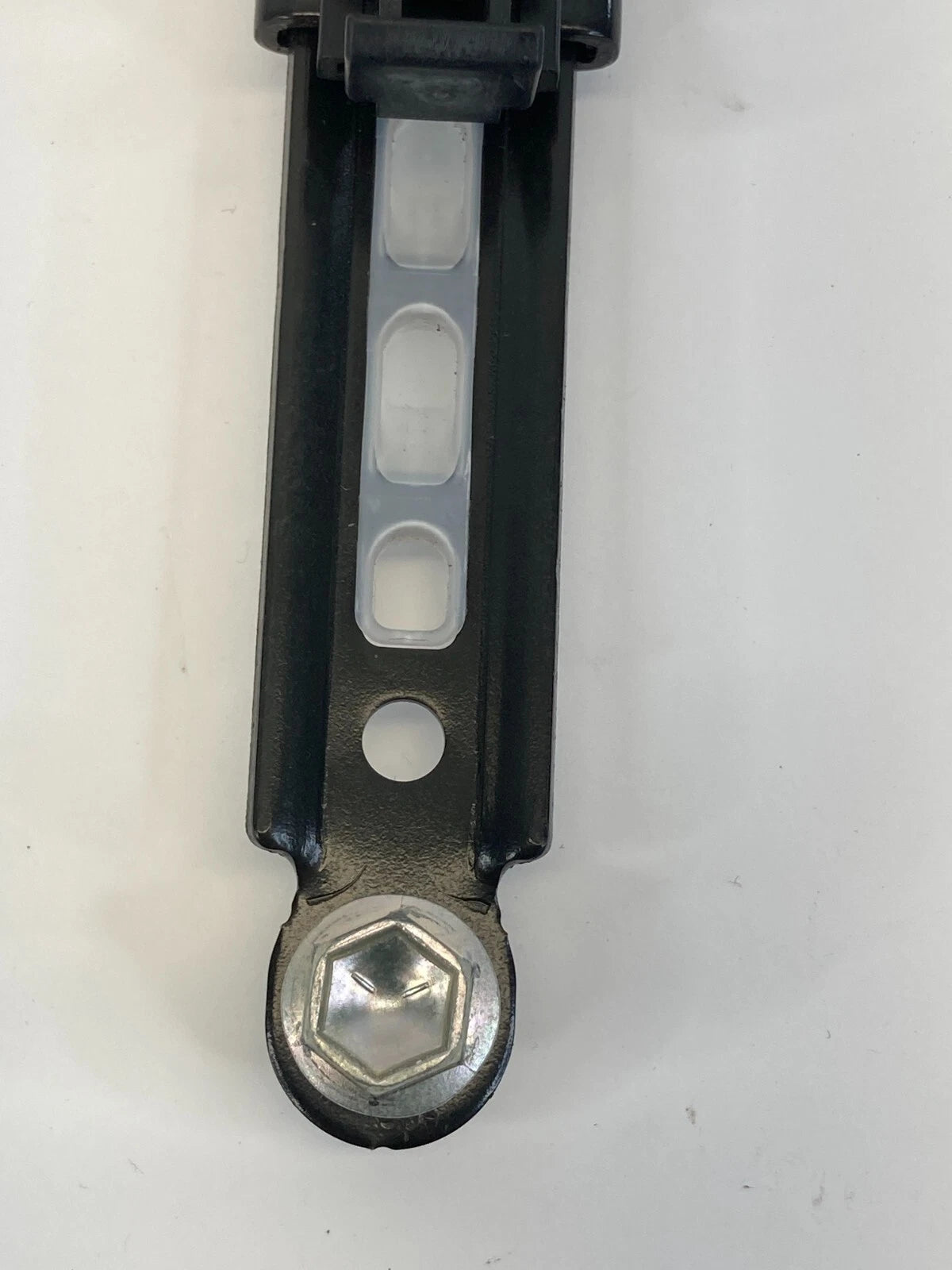 2004-2010 TOYOTA SIENNA FRONT RIGHT PASSENGER SIDE SEAT BELT HEIGHT ADJUSTER OEM