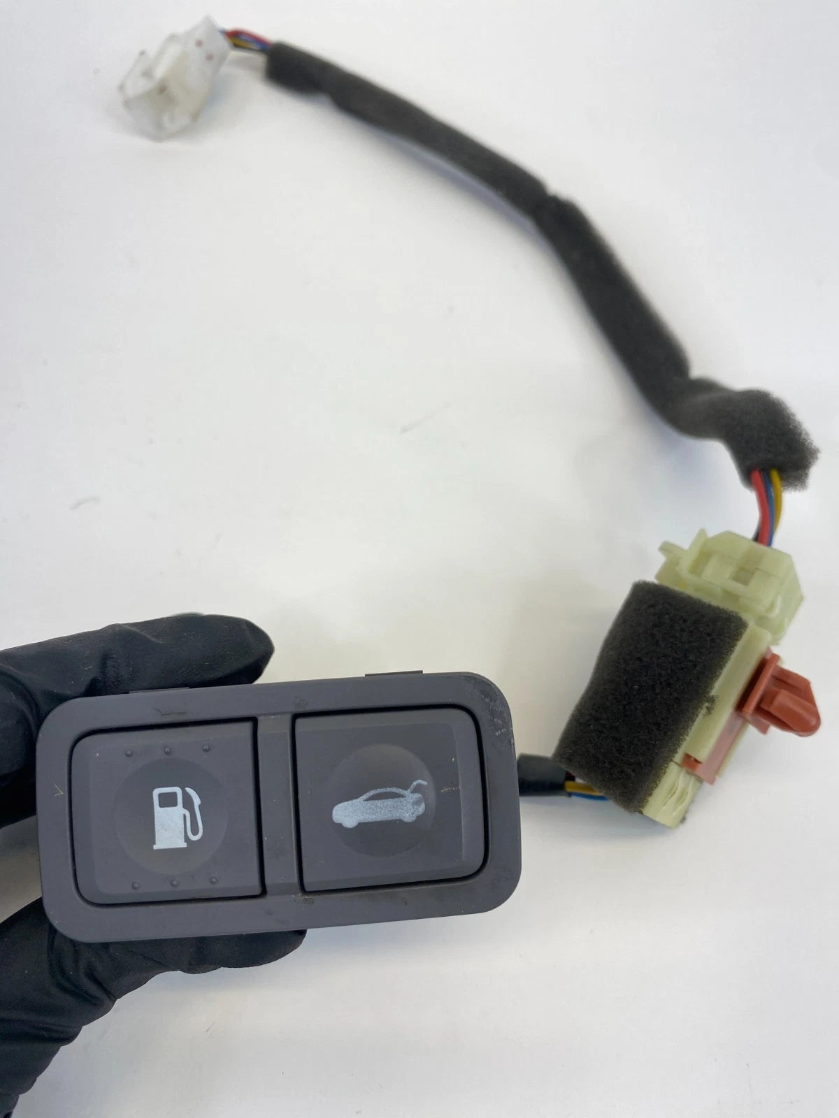 2011-2015 Hyundai Sonata Gas Fuel Door & Trunk Open Release Control Switch OEM