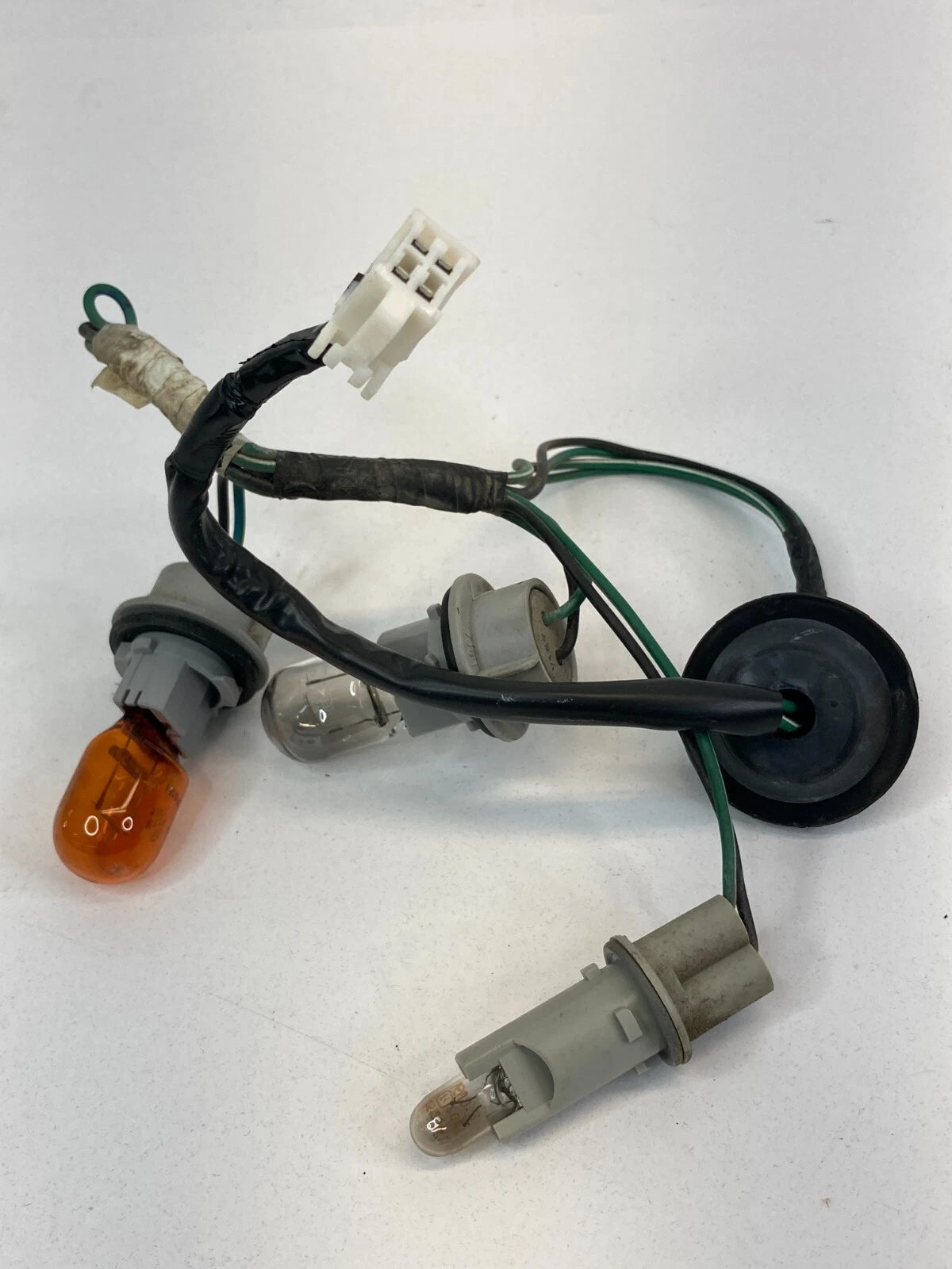 2010-2014 SUBARU OUTBACK WAGON REAR LEFT TRUNK TAIL LIGHT TAILLAMP WIRING HARNE