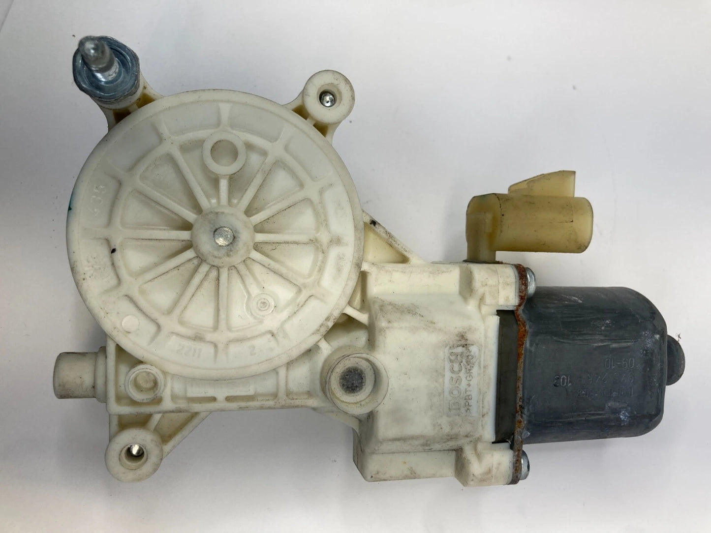 2009-2017 CHEVROLET TRAVERSE REAR LEFT SIDE DOOR WINDOW MOTOR 0130822365 OEM