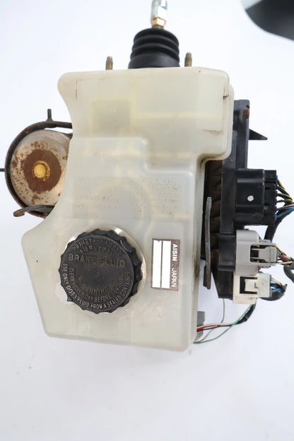 2003-2005 TOYOTA 4RUNNER ANTI LOCK BRAKE MASTER CYLINDER BOOSTER PUMP OEM
