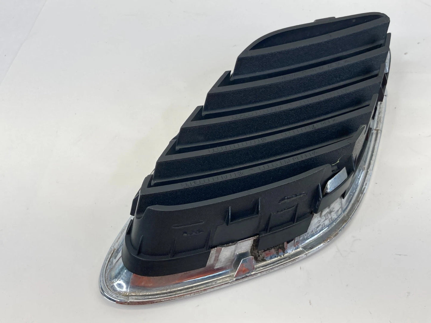 2003-07 Saab 9-3 Convertible Front Bumper Right Upper Grille Insert 12797999 OEM