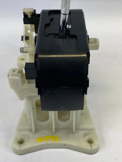 2007-2010 HYUNDAI ELANTRA A/T FLOOR GEAR SHIFTER SHIFT SELECTOR LEVER HANDLE OEM