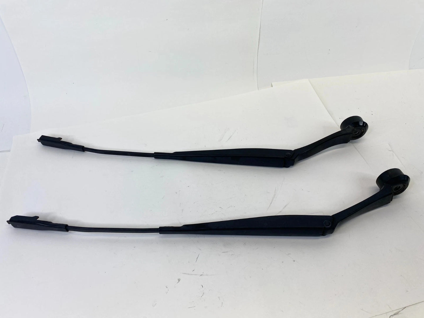 2013-2020 FORD FUSION FRONT WINDSHIELD WIPER ARM PAIR LEFT & RIGHT SET OEM