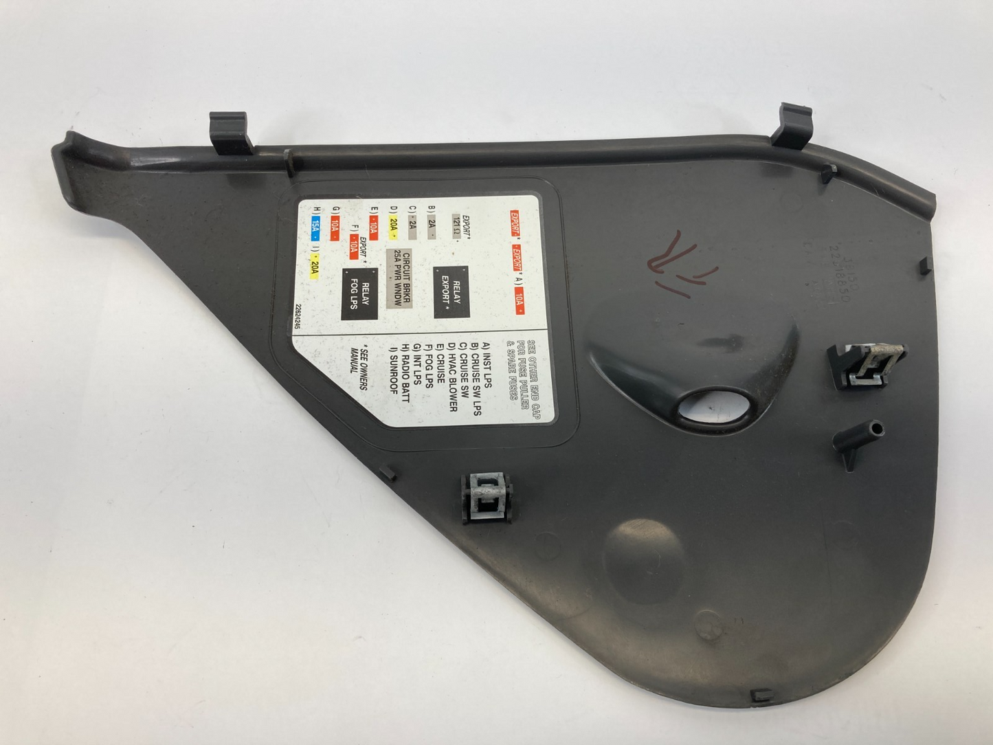 2002-2005 Pontiac Grand Am Dash Right Side Fuse Box End Cap Trim Cover 22618850