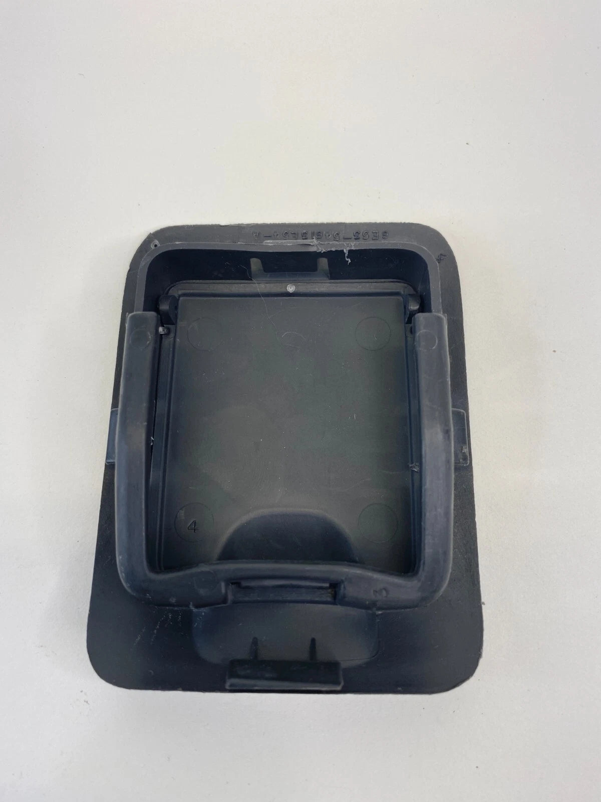 2006-2016 FORD FUSION REAR SEAT CHILD ANCHOR HOOK CAP COVER TRIM 6E53-54613E54-A