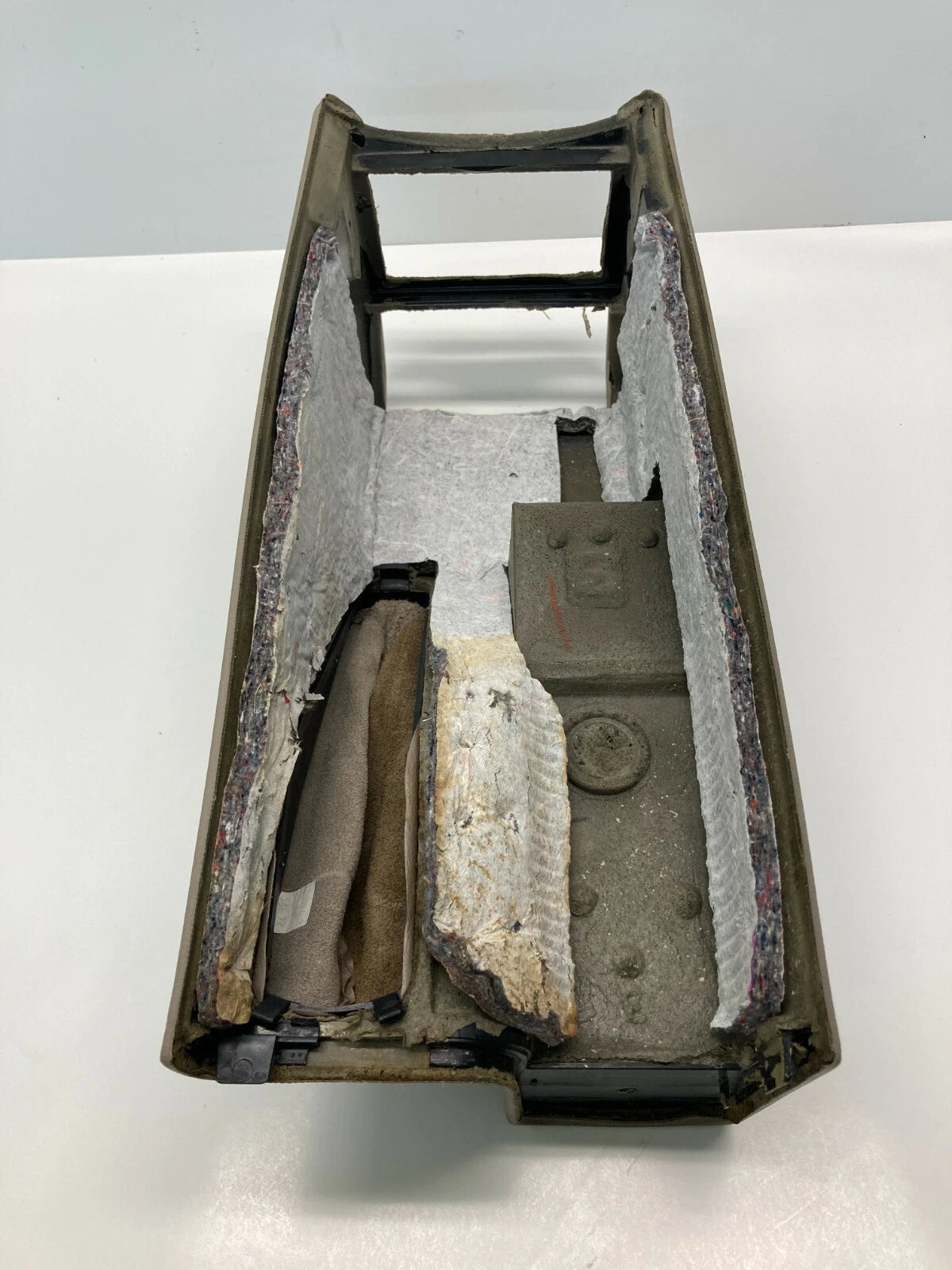 1994 1995 BMW 540I REAR CENTER CONSOLE COVER PANEL W/ BRAKE HANDLE BOOT OEM