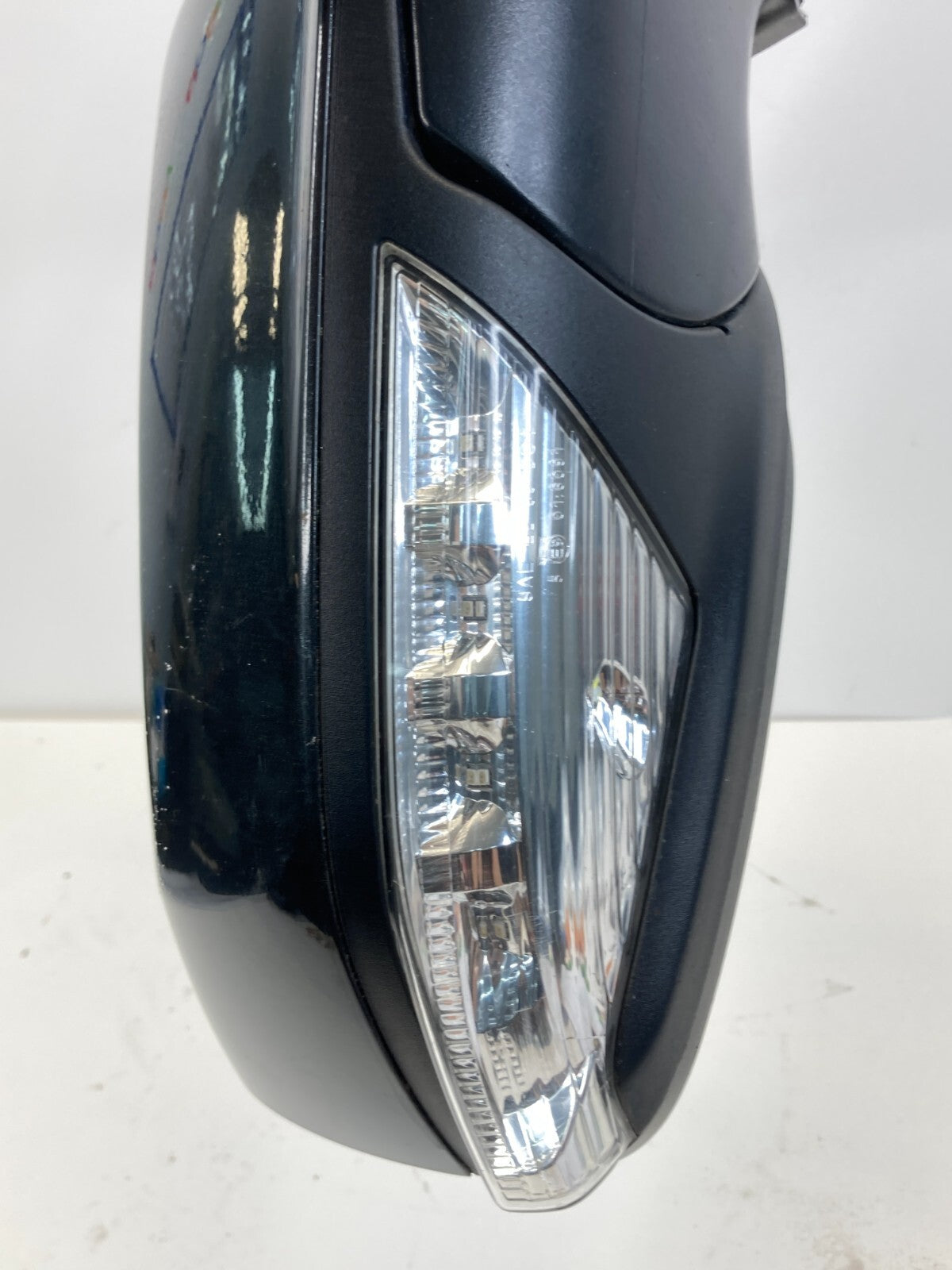 2010-2012 Buick LaCrosse Right Side View Power Mirror Assy w /Turn Signal OEM