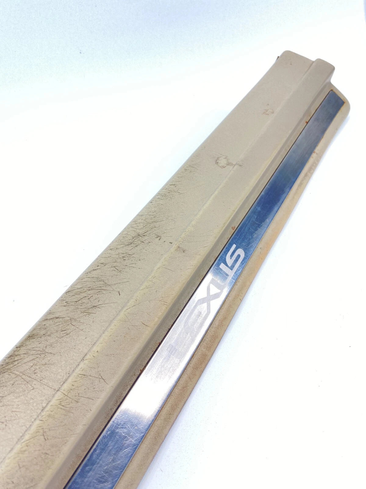 1995-2000 LEXUS LS400 FRONT LEFT DOOR SCUFF SILL PLATE TRIM MOLDING 67914-50020