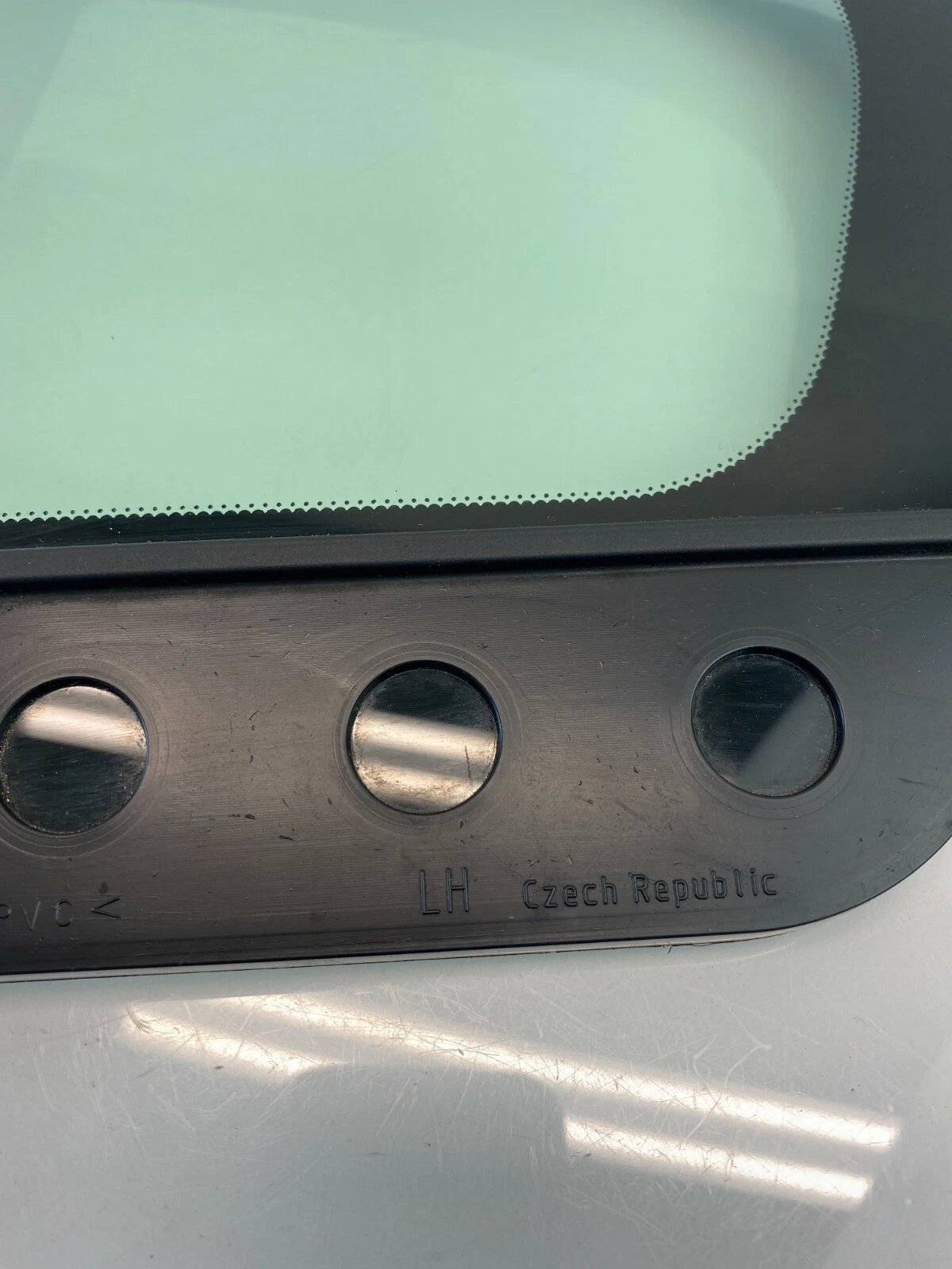 11-18 2011-2018 Volvo S60 Rear Left Back Door Quarter Fixed Window Glass OEM