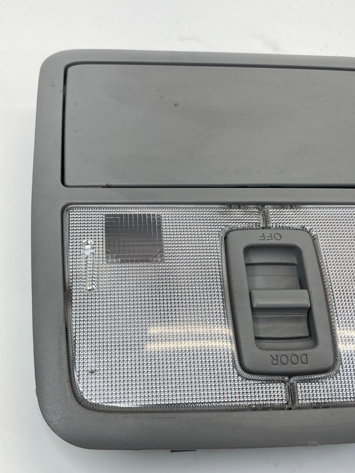 2006-2012 Toyota RAV4 Overhead Dome Map Light Lamp Sunglass Holder 1D111-038G