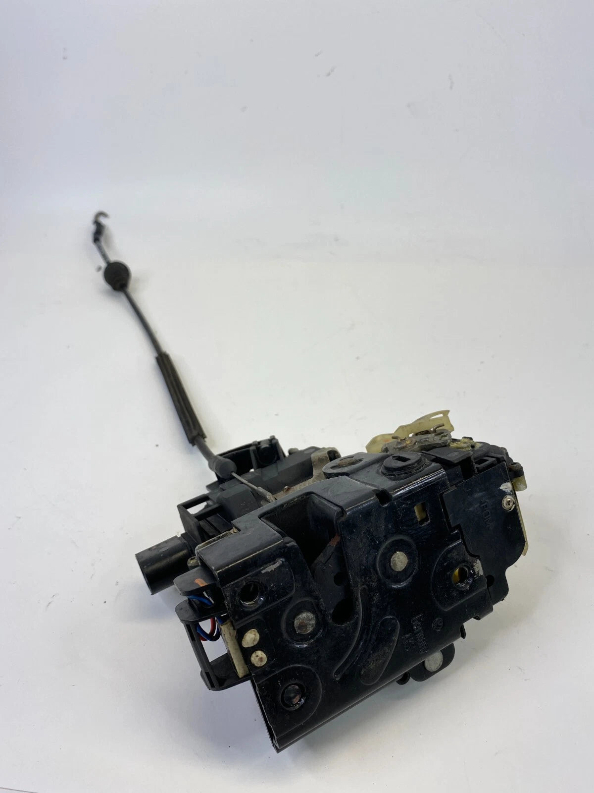 2001-2005 VOLKSWAGEN JETTA REAR RIGHT SIDE DOOR LOCK LATCH RELASE ACTUATOR ASSY