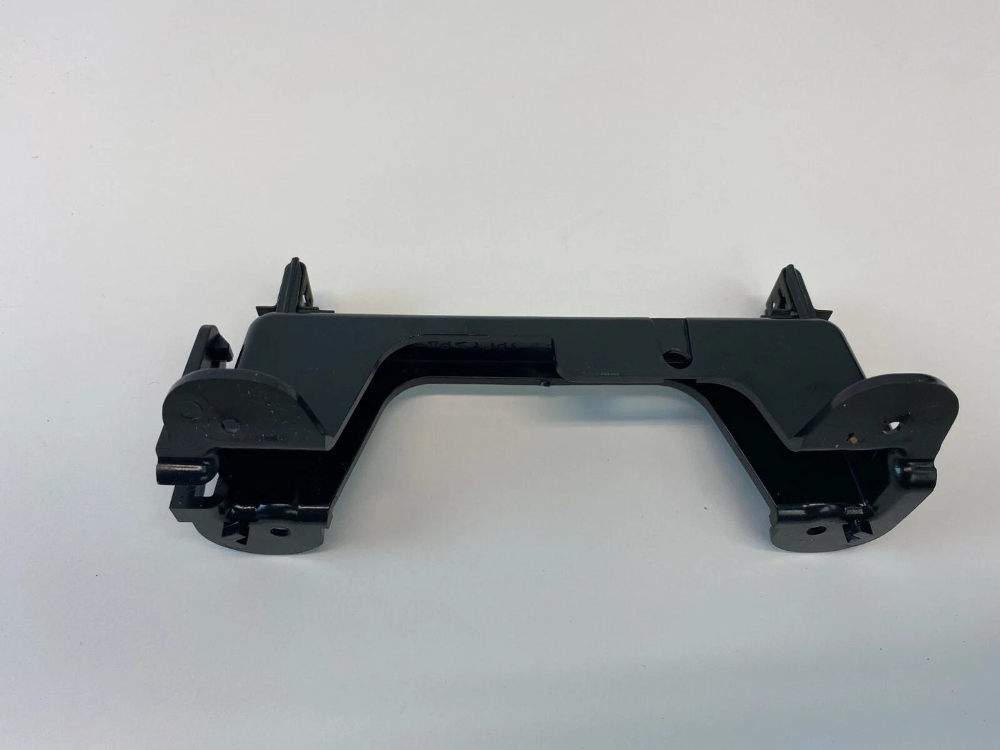 1999 2000 2001 2002 2003 FORD WINDSTAR CENTER CONSOLE BASE SUPPORT OEM