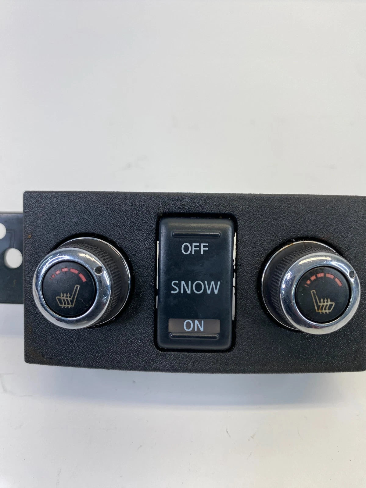 2009-2013 Infiniti G37 Sedan Center Console Seat Heated Off Snow Switch Bezel