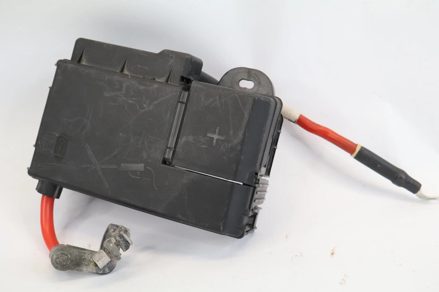 2011-2015 CHEVROLET CRUZE BATTERY TERMINAL FUSE BOX BLOCK OEM 96889385