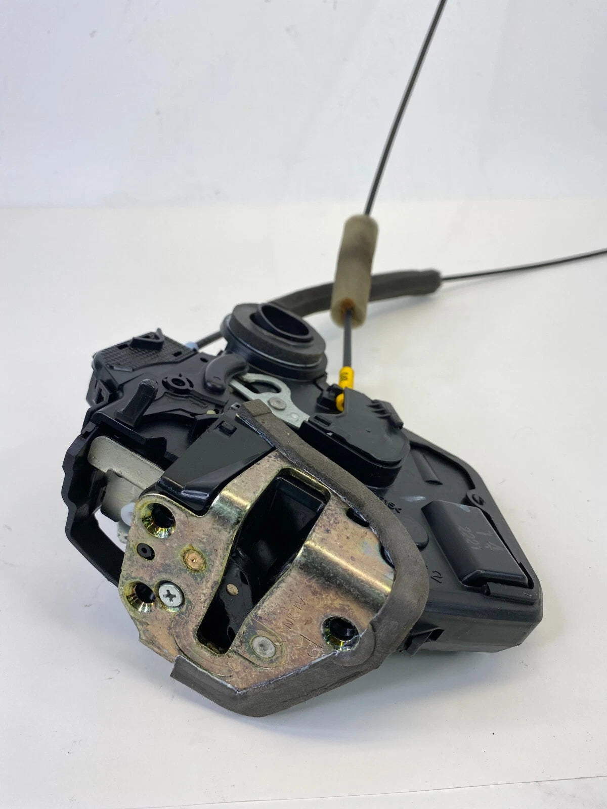 02 03 LEXUS ES300 04-06 ES330 REAR RIGHT SIDE DOOR LOCK LATCH RELEASE ACTUATOR