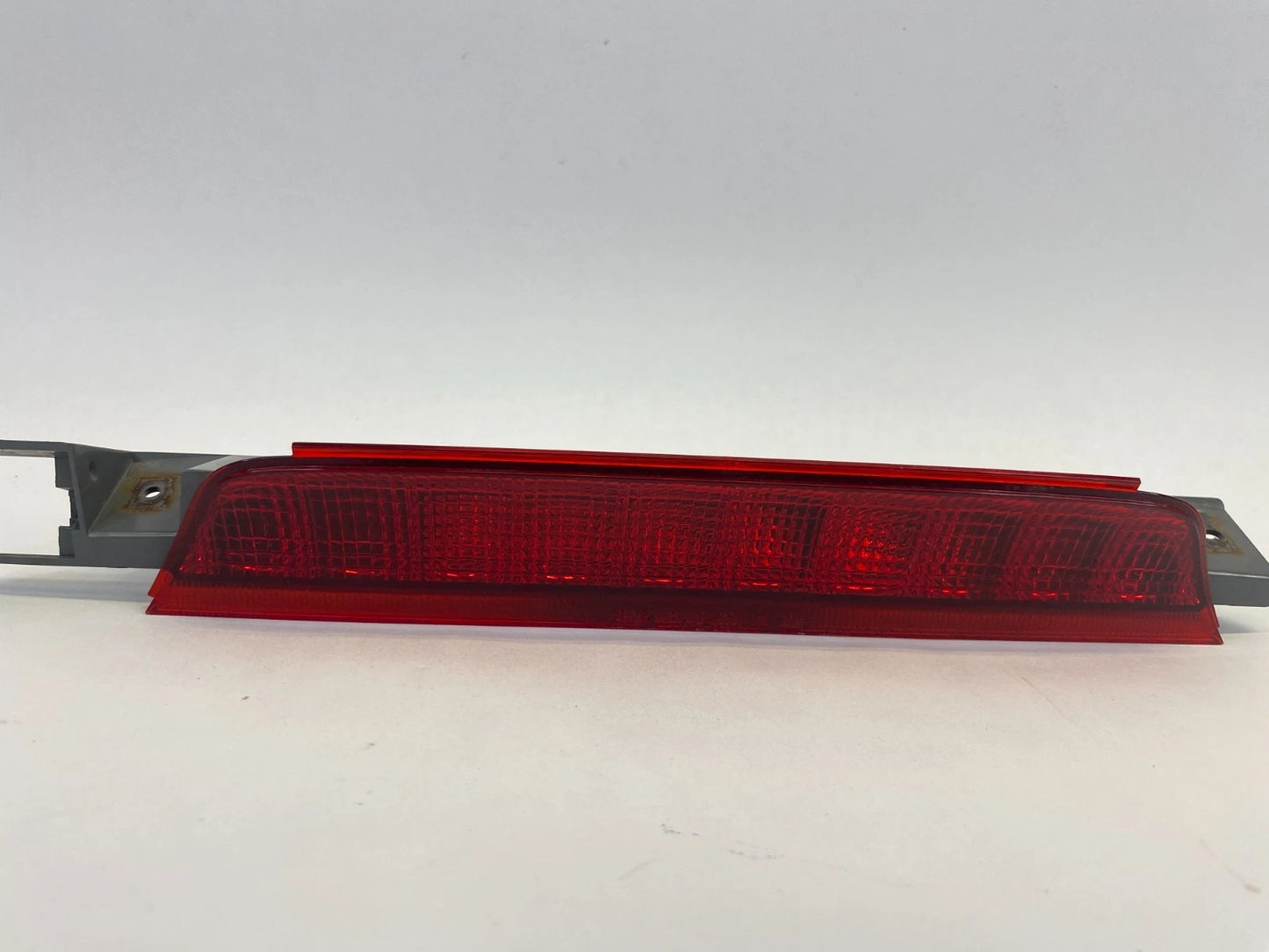 2010-2017 CHEVROLET EQUINOX GMC TERRAIN THIRD BRAKE LIGHT STOP LAMP ASSY OEM