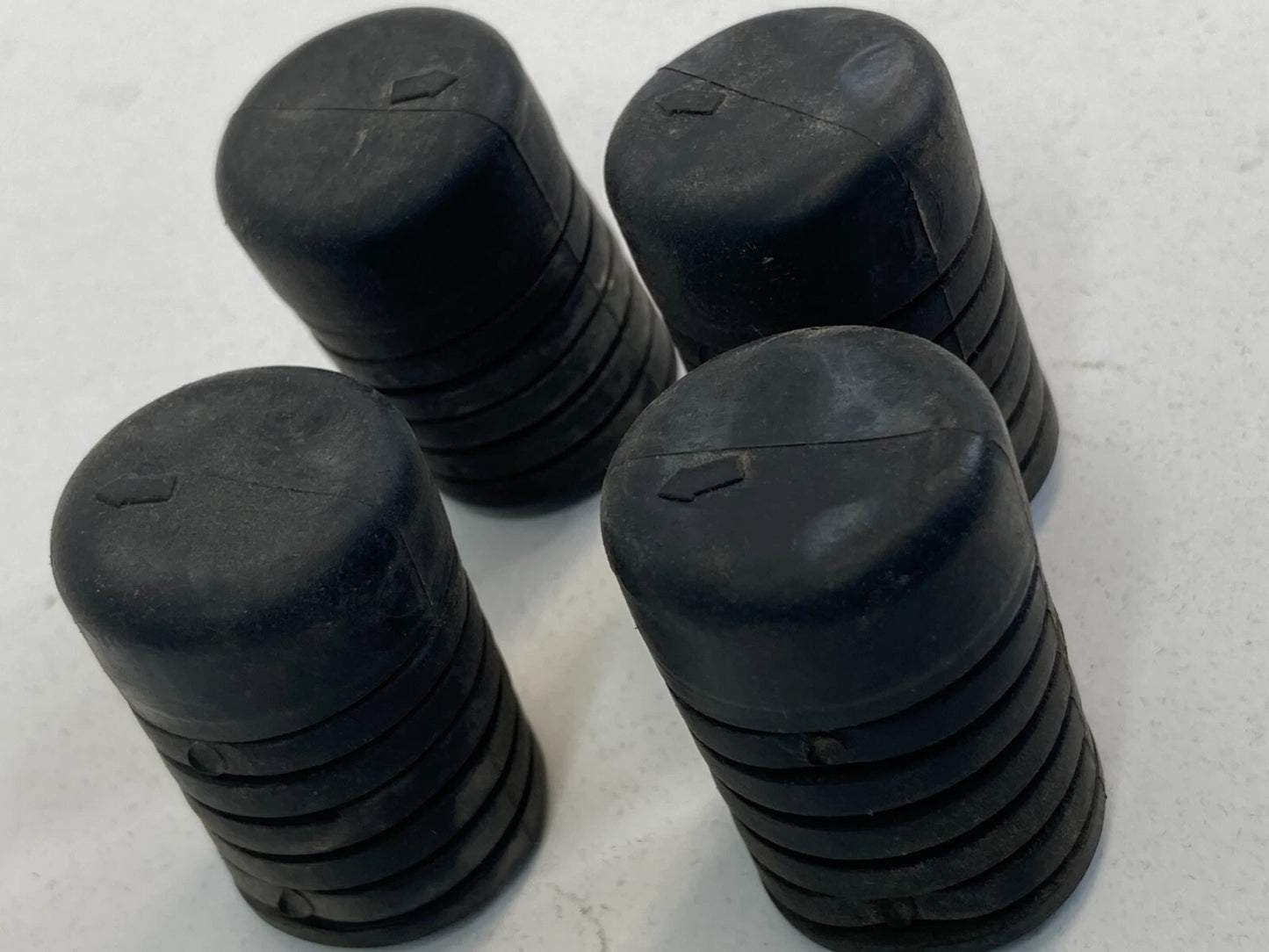 2004-2009 KIA SPECTRA SPECTRA5 HOOD BUMPER STOP ADJUSTER RUBBER SET KIT OEM