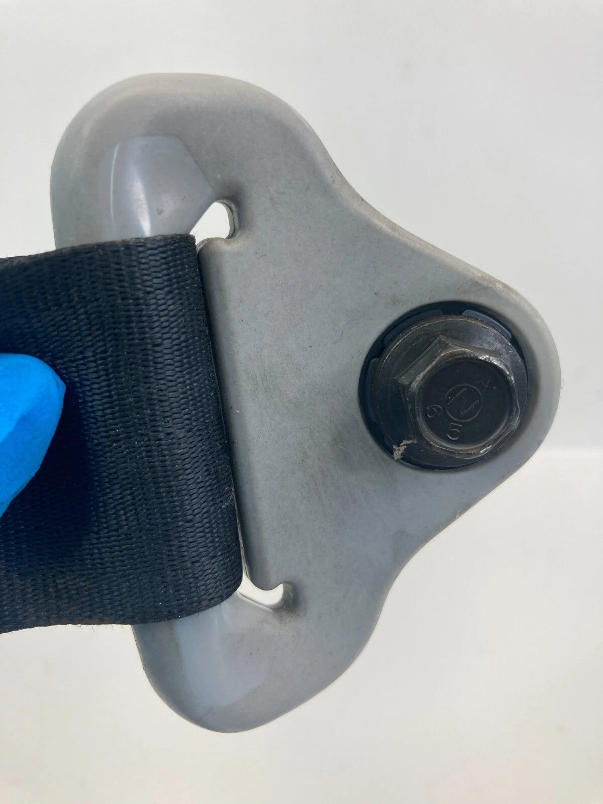 2004-2006 MAZDA 3 MAZDA3 SEDAN FRONT RIGHT SEAT BELT RETRACTOR 606552500A OEM