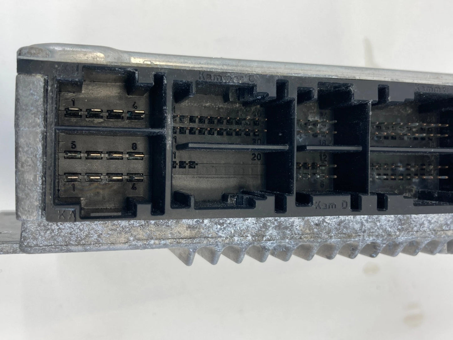 1998-2002 MERCEDES-BENZ E430 4.3L ENGINE COMPUER CONTROL MODULE A024-545-61-32