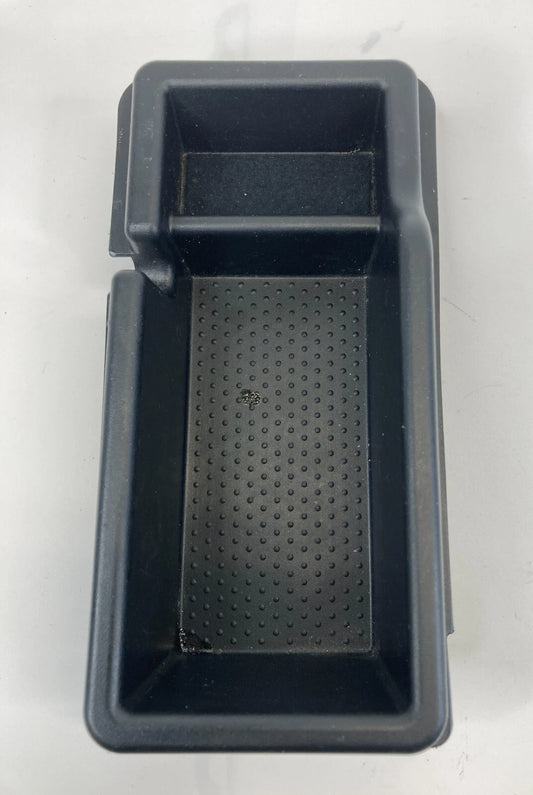 2000-2004 MITSUBISHI MONTERO SPORT CENTER CONSOLE STORAGE TRAY UNIT OEM MR471865