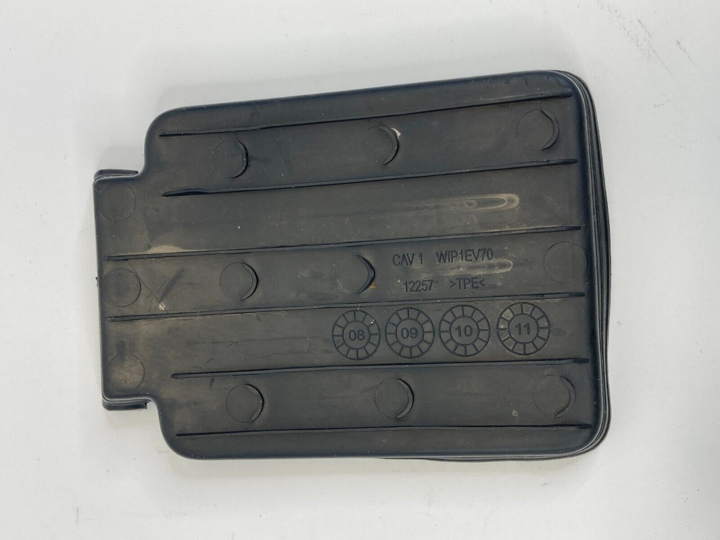 2009-2014 Volkswagen Routan Center Console Upper Rubber Mat Insert WIP1EV70 OEM