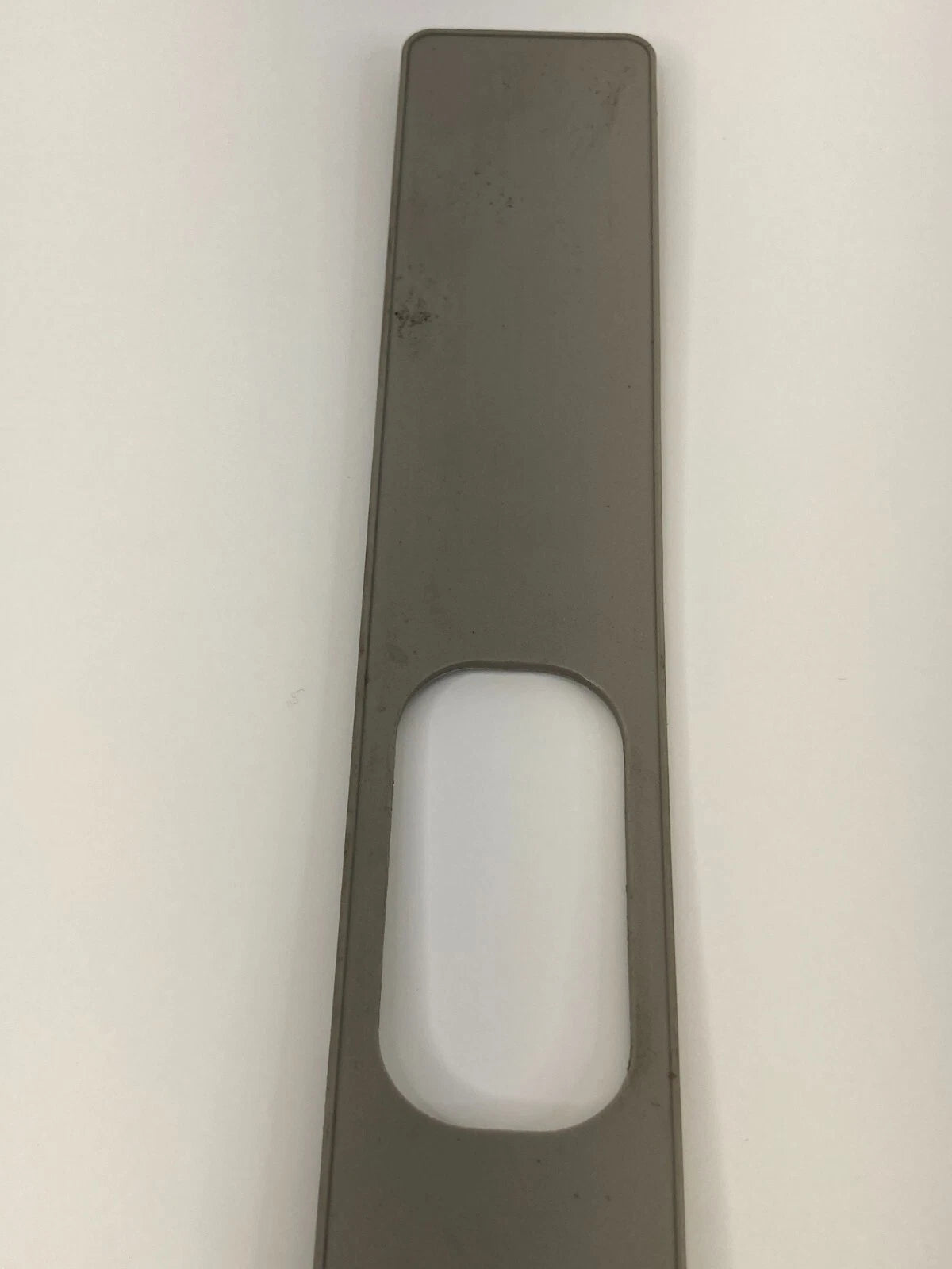 2005-2007 CHRYSLER 300 FRONT RIGHT UPPER B-PILLAR SLIDE COVER TRIM 1048701TRMA