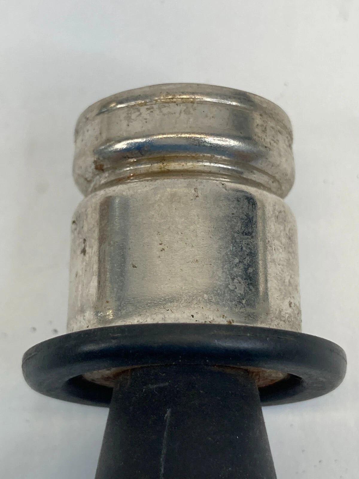 1996-2000 HYUNDAI ELANTRA CIGARETTE LIGHTER POWER OUTLET SOCKET ASSEMBLY OEM